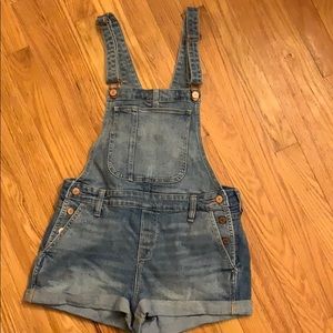 Old navy overall shorts